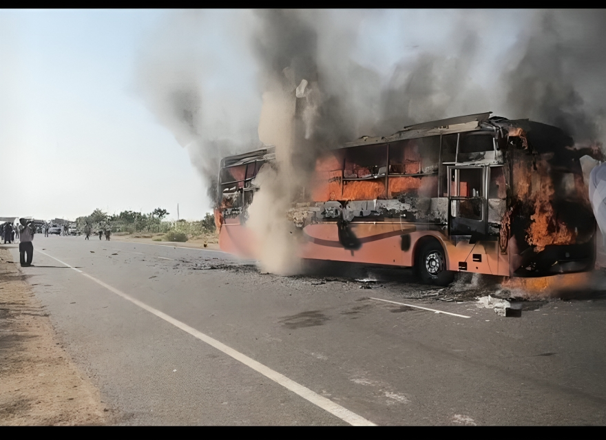 20 Passengers Burnt Alive as Jodhpur-Bound Bus Catches Fire Near Jaisalmer; 16 Others Injured